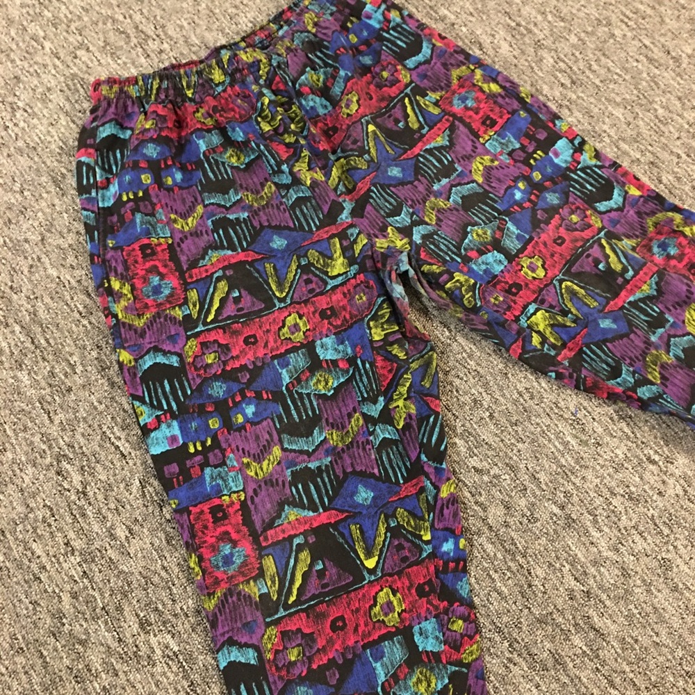 Geometric 90s Joggers